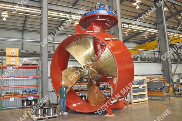 Fixed pitch propeller Bow thruster